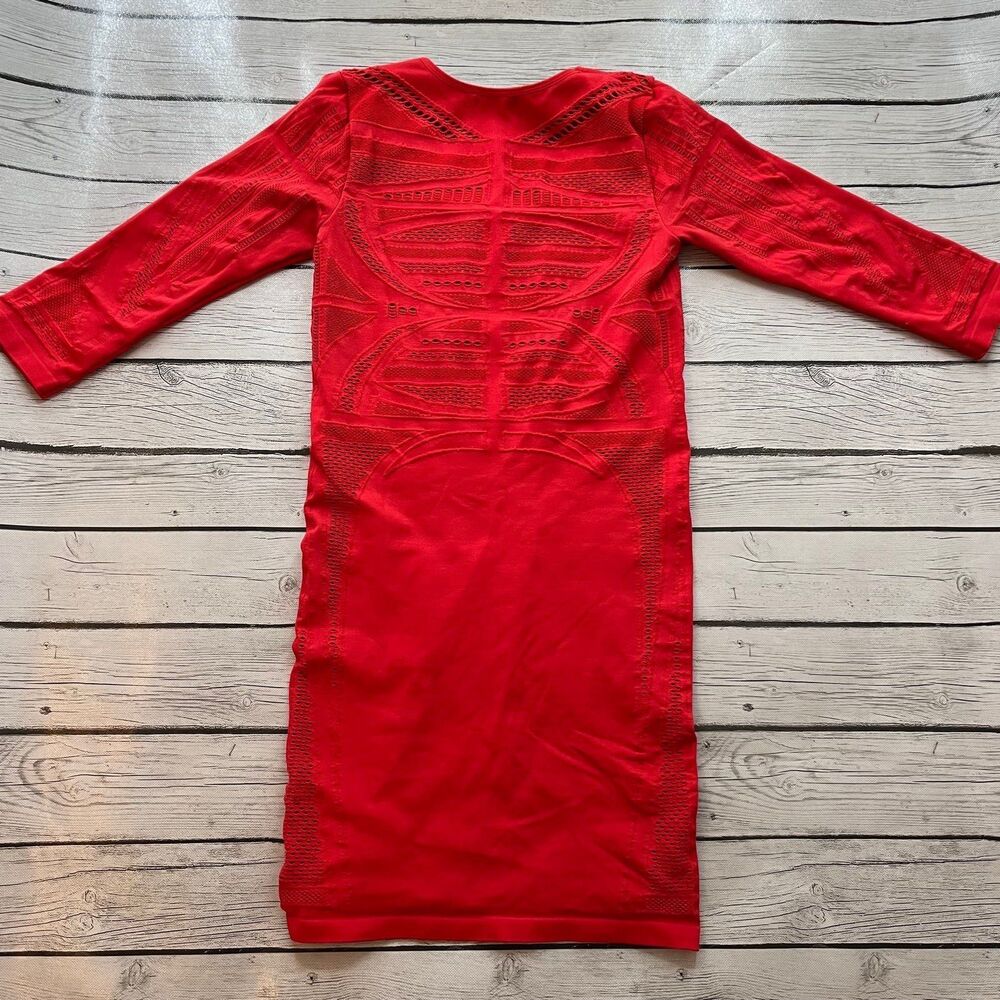 Akeelah Seamless G Red Dress by Guess - Picture 8 of 8